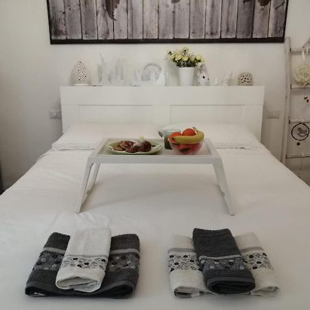 Apartamento La luminaria Bari Exterior foto